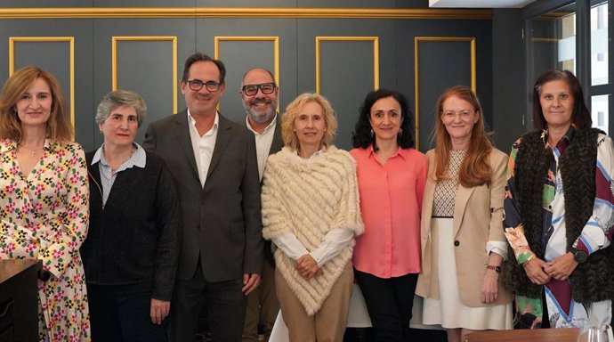 Representantes del jurado del Certamen de Relatos Cortos de la Fundación Vargas-Zúñiga y Pérez-Lucas.