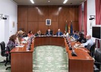 El Parlamento andaluz debate la próxima semana el decreto sobre Trade y las leyes de Policías Locales y Función Pública