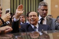 Berlusconi afirma que Ucrania triplicó los ataques al Donbás tras la firma del acuerdo de Minsk