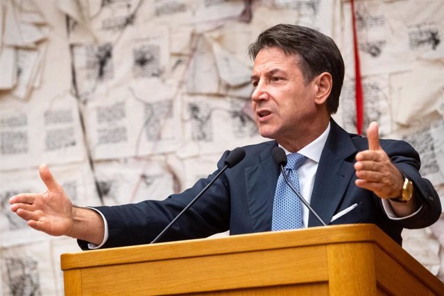 El ex primer ministro de Italia  y presidente del partido Movimiento Cinco Estrellas, Giuseppe Conte