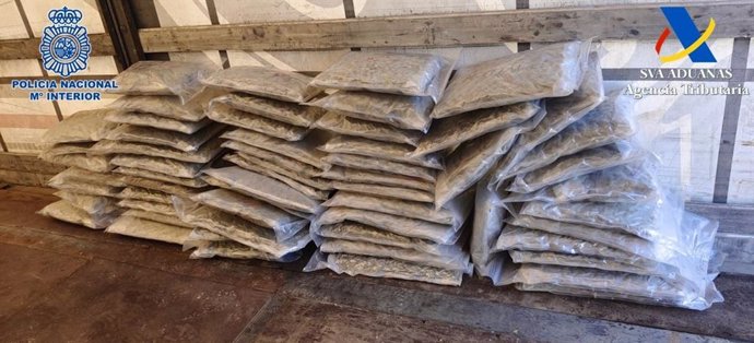 Doblaje marihuana intervenida en la fase I de la operación.