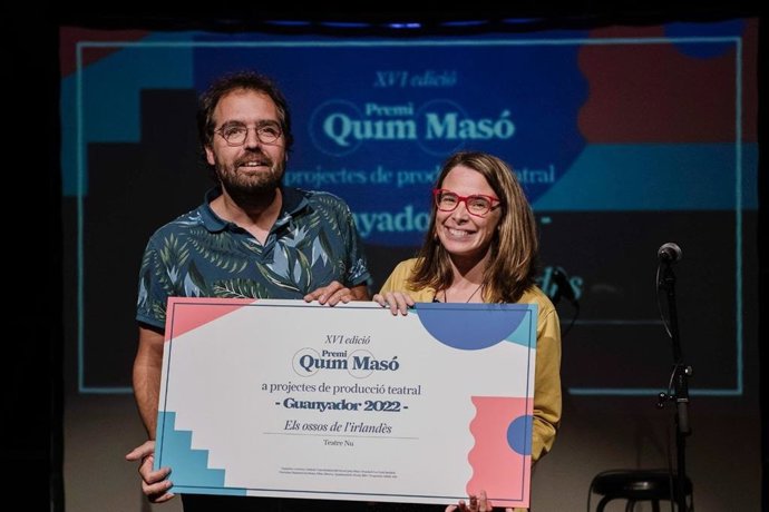 Víctor Borrs Gasch gana el Premi Quim Masó de teatro por la obra 'Els ossos de l'irlands'