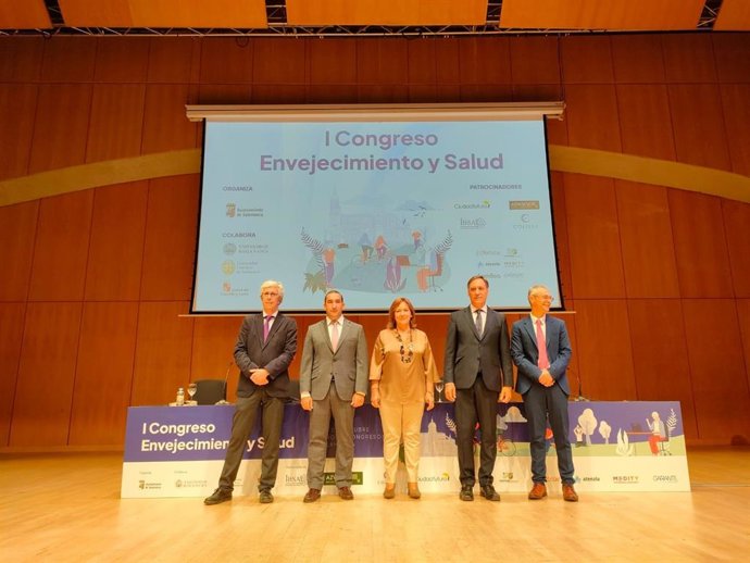 Mesa inaugural de Congreso Envejecimiento y Salud 'Ciudad de Salamanca'