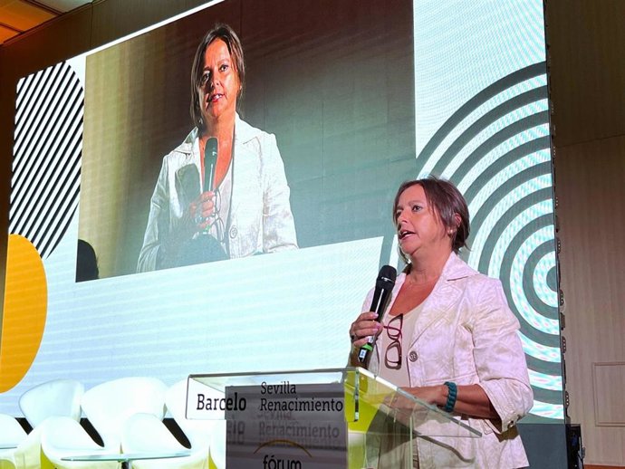 La consejera de Salud y Consumo, Catalina García, en la inauguración del Forum Panasef, organizado por la Asociación Nacional de Servicios Funerarios