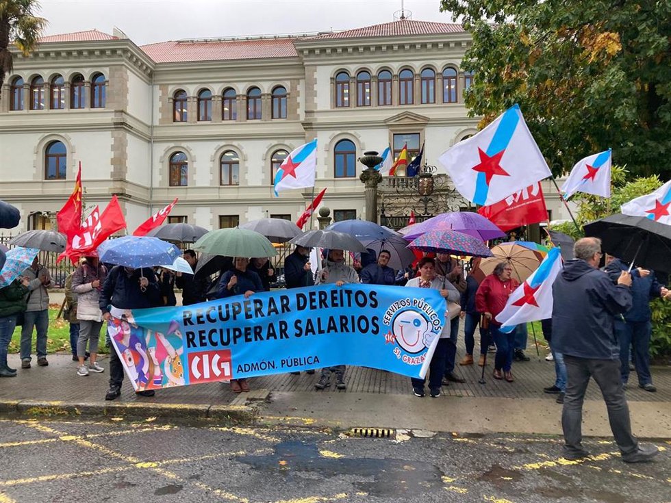 Protesta convocada por la CIG contra los presupuestos.