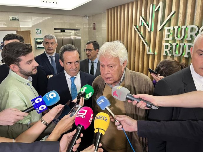 El expresidente del Gobierno, Felipe González, en Toledo