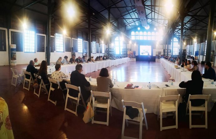 Celebración de una de las mesas sectoriales del Patronato de Turismo.