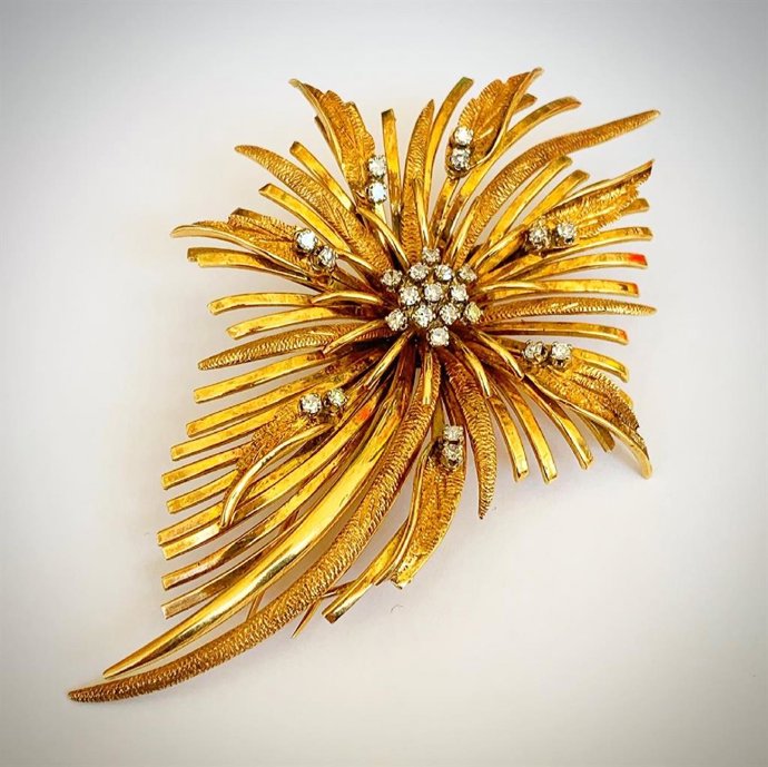 Archivo - AGURCHO - Broche hilos