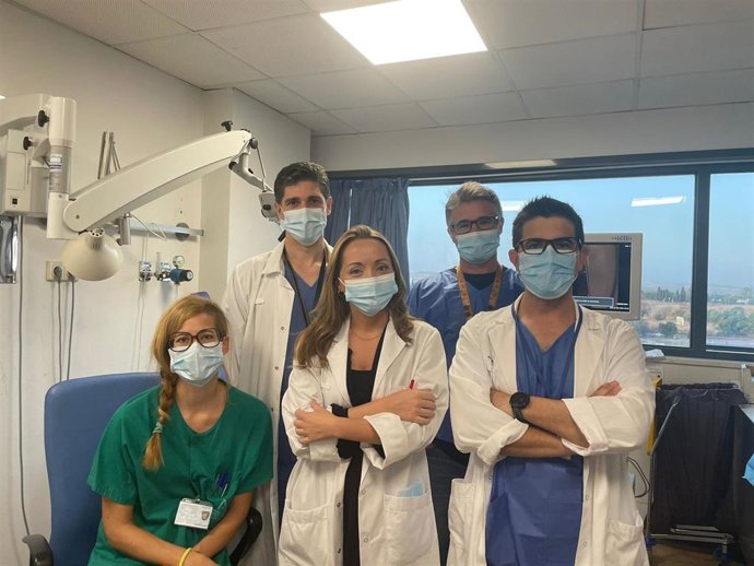 Equipo de profesionales de Otorrino, Neurorradiología Y Neurocirugía.