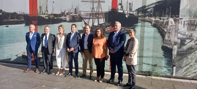 Ponentes en la jornada "El futuro del trabajo" de la Fundación Sabino Arana en Bilbao