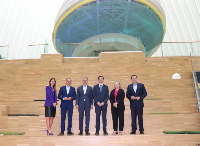 Reunión de los órganos de gobierno de la CEV en Caixafórum València