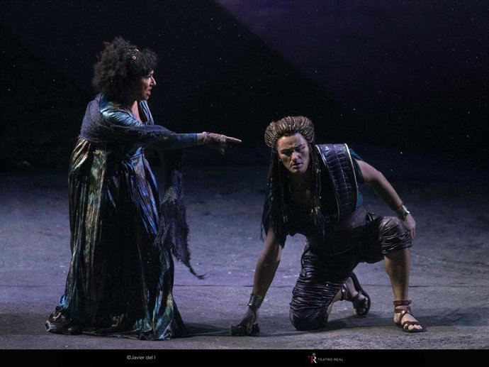 La obra cuenta con dirección musical de Nicola Luisotti y dirección de escena, escenografía y figurines de Hugo de Ana.