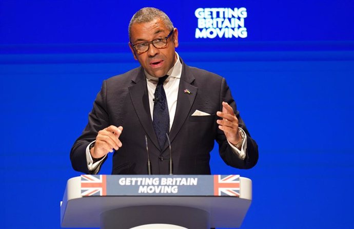 El ministro de Exteriores de Reino Unido, James Cleverly