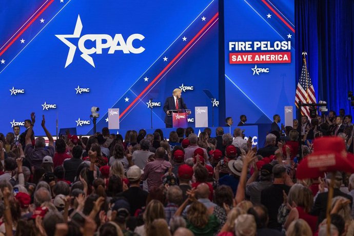 El 45 presidente de los Estados Unidos, Donald J. Trump, habla durante la conferencia CPAC Texas 2022 en el Hilton Anatole