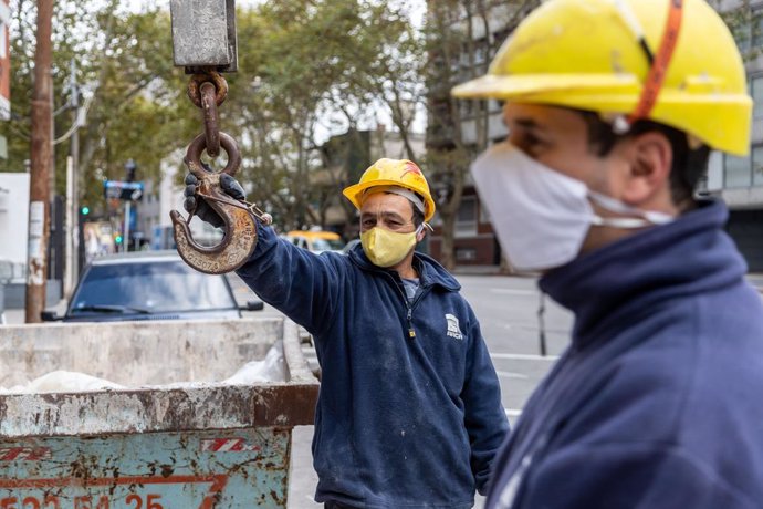 Trabajadores del sector secundario en Uruguay