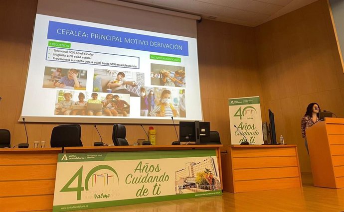 Jornada De Actualización Pediátrica Entre Especialistas Del Hospital De Valme Y De Atención Primaria Del Área Sur De Sevilla