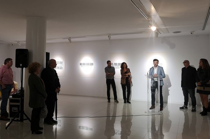 Exposición R De Resistencia O La Vergüenza De Ser Hombre