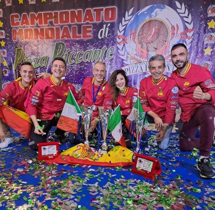 Miembros de la Selección Española de Pizzeros en el Campeonato Mundial de Pizza Picante