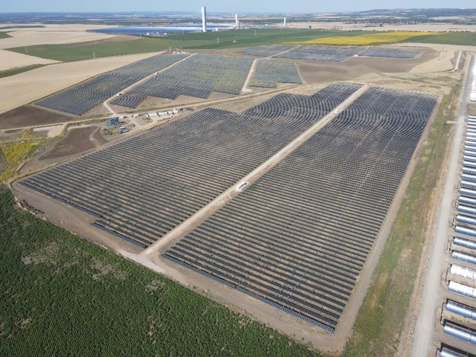 Planta solar nueva de Endesa en Sanlúcar la Mayor, en Sevilla.