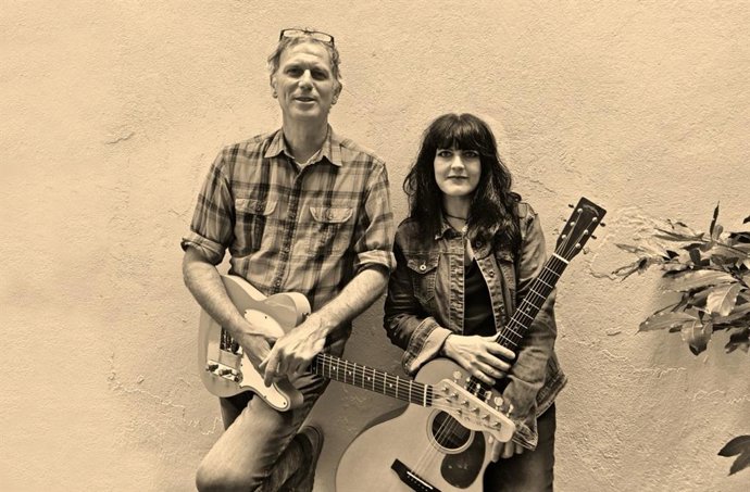 Paco Gómez y Carmen Lang, integrantes de Lang Valley