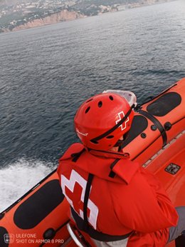 Interceptada una patera en entre Calp y Benissa con seis personas, una de ellas un niño de 3 años