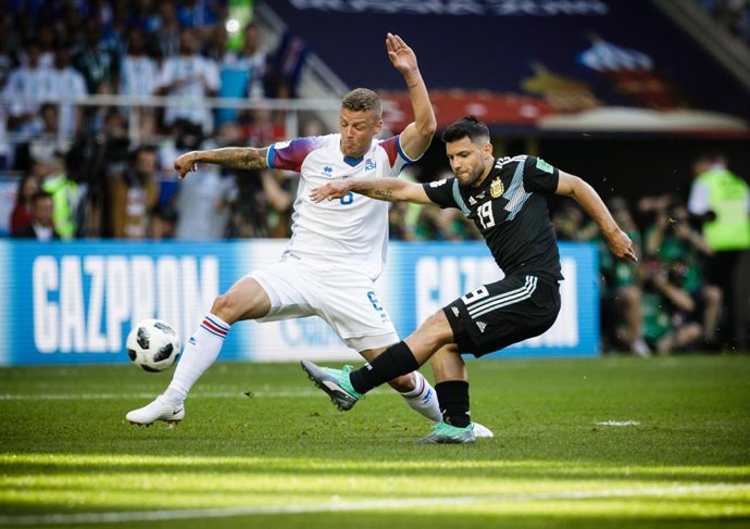 Sergio Aguero representing Argentina (Photo by Reinaldo Coddou H./Getty Images)