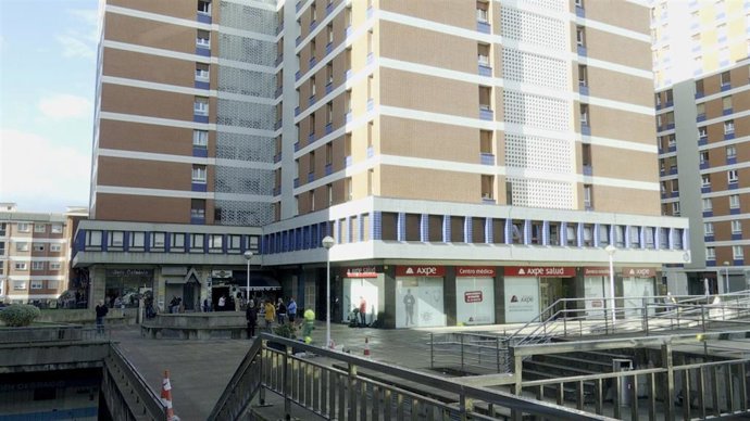 Inmueble en el que la joven dejó el bebé robado en Bilbao