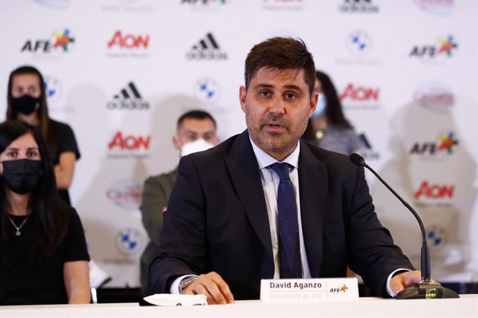 Archivo - David Aganzo, President of AFE, attends during the press conference of the Association of Spanish Footballers (AFE) denouncing the non-inclusion of Rayo Vallecano players in Social Security as professionals on August 19, 2021, in Madrid, Spain.