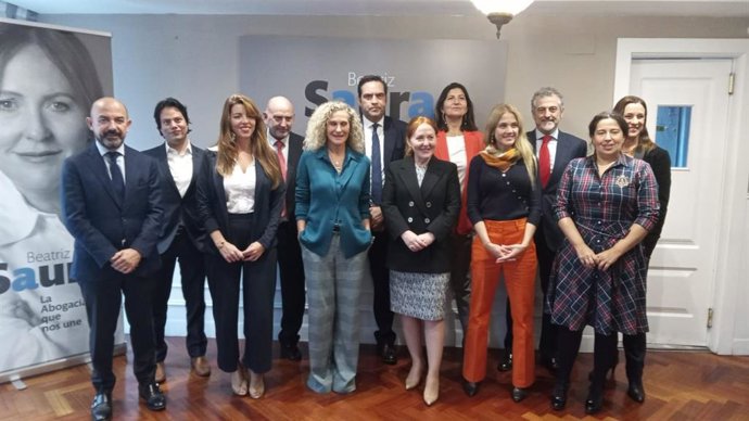 El equipo que integra la candidatura de Beatriz Saura