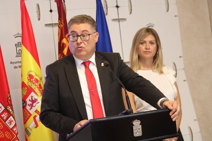 Concejal de Urbanismo y Transición Ecológica del Ayuntamiento de Murcia, Andrés Guerrero, en rueda de prensa