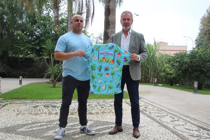 El puerto de Motril colabora con la Media Maratón de Motril (Granada).