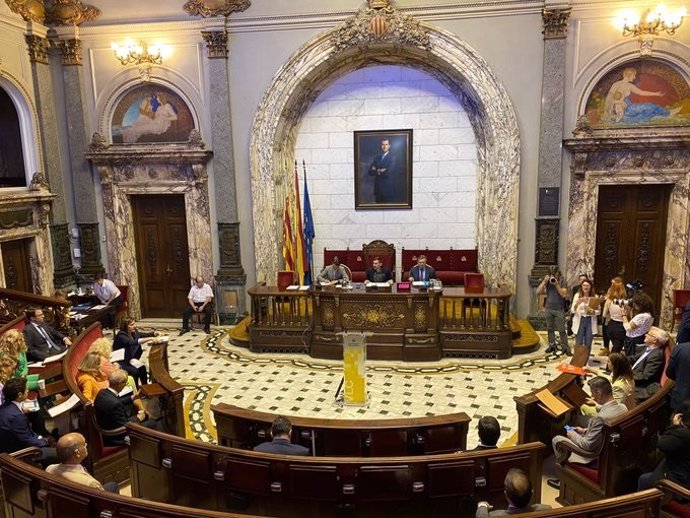 Imagen del inicio del Debate sobre el Estado de la Ciudad de Valncia correspondiente a 2022, celebrado este viernes en su ayuntamiento.