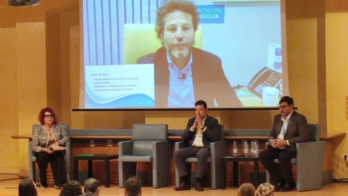 Panel 'Innovando desde Andalucía para lo local', en el marco del IX Congreso de NovaGog