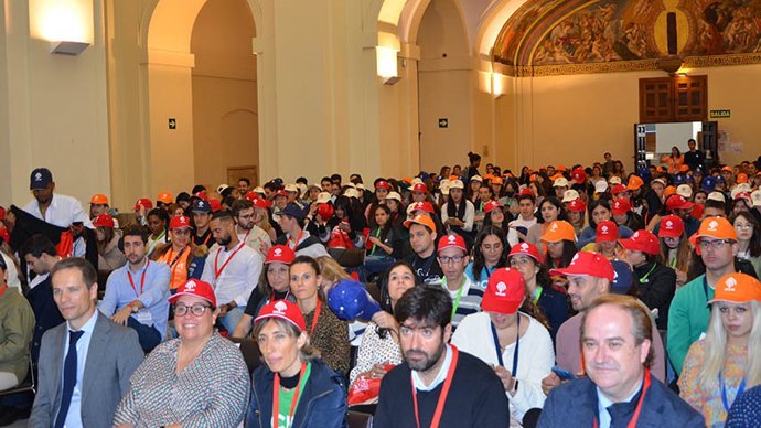 La UCLM recupera el Día del Estudiante Internacional tras la pandemia con 350 participantes de 48 países