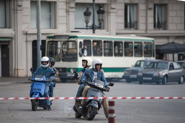 Rodaje de la serie británica de Netflix 'The Crown' en la plaza Francesc Macià de Barcelona