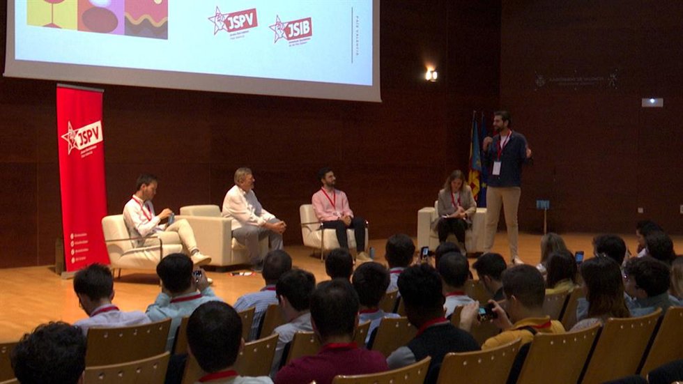 Ximo Puig, "convencido" de que la gigafactoría "será realidad"