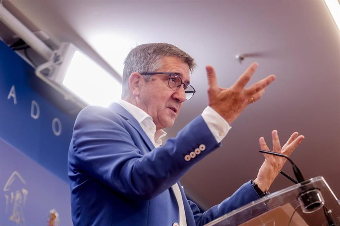 Imagen de archivo del portavoz del grupo socialista en el Congreso, Patxi López.