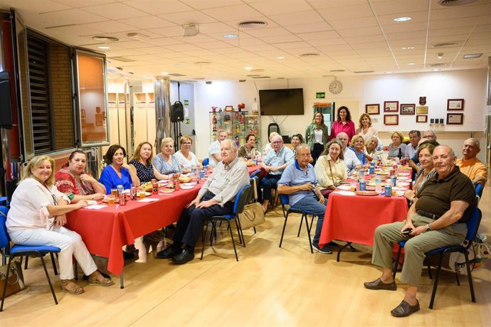 Ayuntamiento de Almería subraya su compromiso para facilitar una vida "más activa y saludable" a los mayores de la ciudad