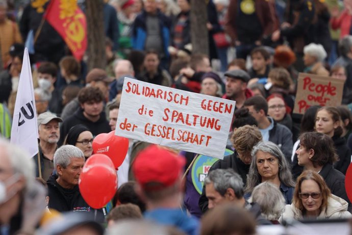 Manifestación en Berlín por la solidaridad energética 