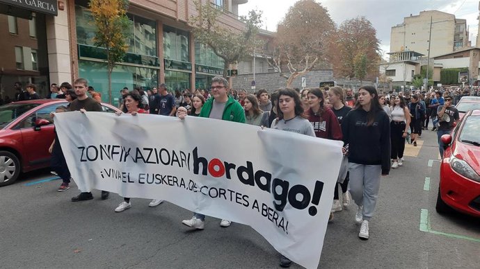 Manifestación en Tudela en contra de la zonificación lingüística.