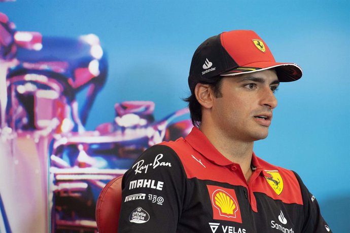 20 October 2022, US, Austin: Spanish Formula 1 driver Carlos Sainz of Scuderia Ferrari speaks during a Press Conference ahead of the US Grand Prix Formula One race at Circuit of the Americas. Photo: Mario Cantu/CSM via ZUMA Press Wire/dpa