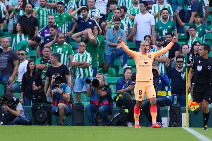 Antoine Griezmann of Atletico de Madrid celebrates a goal during the spanish league, La Liga Santander, football match played between Real Betis and Atletico de Madrid at Benito Villamarin stadium on October 23, 2022, in Sevilla, Spain.