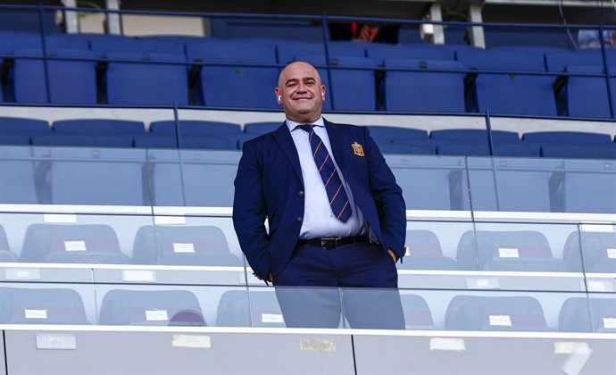 Archivo - El portavoz de la Real Federación Española de Fútbol (RFEF), Javier Gómez Matallanas