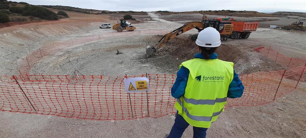 Archivo - Obras del nuevo parque eólico de Forestalia en Campo de Belchite.