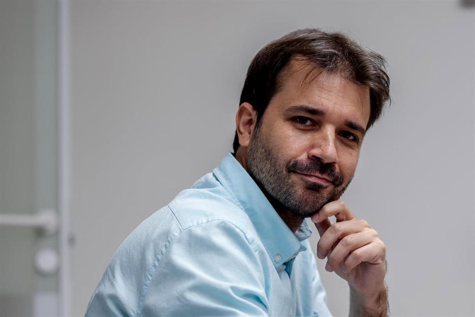 Archivo - El coordinador autonómico de Podemos Murcia, Javier Sánchez Serna, posa tras una entrevista con Europa Press, en la sede de la agencia, a 17 de agosto de 2022, en Madrid (España). 