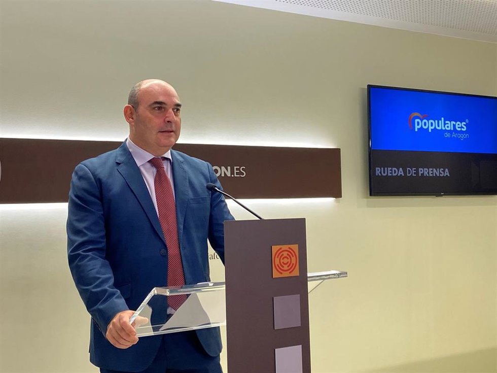 El portavoz de Industria y Comercio del PP en las Cortes de Aragón, Juan Carlos Gracia Suso.