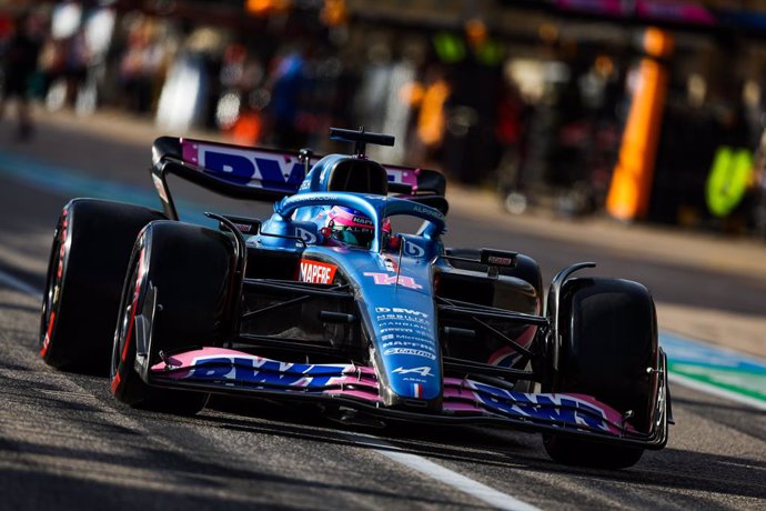 14 ALONSO Fernando (spa), Alpine F1 Team A522, action during the Formula 1 Aramco United States Grand Prix 2022, 19th round of the 2022 FIA Formula One World Championship from October 21 to 23, 2022 on the Circuit of the Americas, in Austin, Texas - Pho