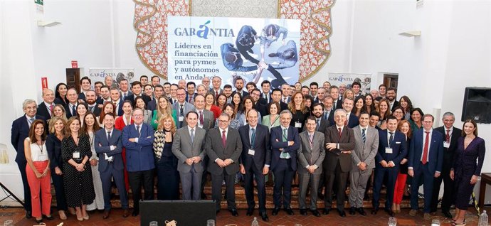 Garántia reúne a todos sus empleados en Antequera en la cuarta convención de la SGR.