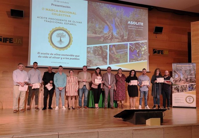 Presentación de la marca colectiva 'Aceite procedente de Olivar Tradicional Español'