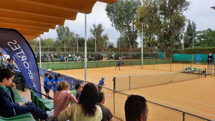 Imagen de la primera edición del Torneo de Tenis Oromana